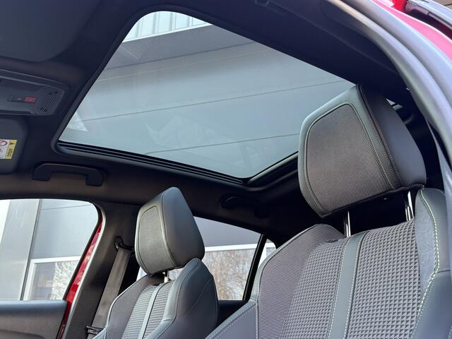 Peugeot 208 1.2 PureTech GT-Line | Pano | Navi | Camera | Carplay/Android | LED | Keyless | Interesse? Bel of App naar: 06 30 51 05 90