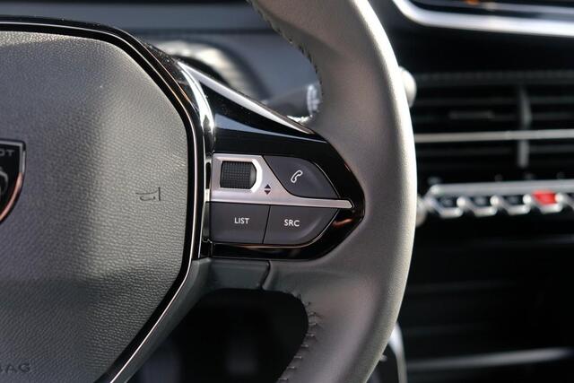 Peugeot 208 1.2 PureTech 100pk Style | App Connect | Climate | Cruise | DAB | PDC