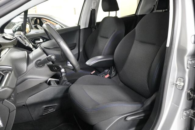 Peugeot 208 1.2 PureTech Signature Distributie vervangen | All-seasons | Airco | Carplay | Cruise | Nette auto!