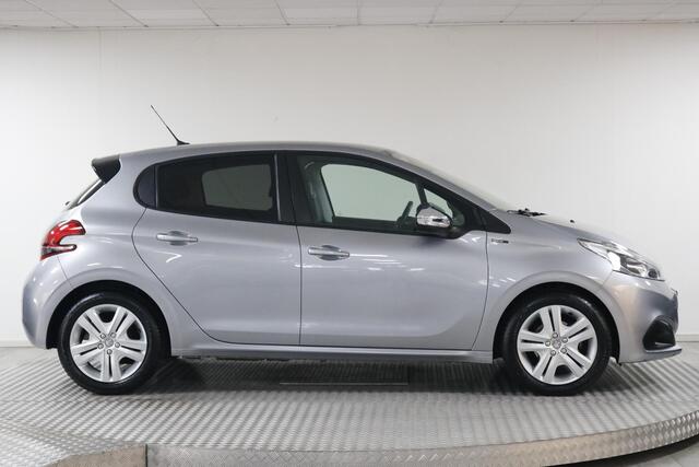 Peugeot 208 1.2 PureTech Signature Distributie vervangen | All-seasons | Airco | Carplay | Cruise | Nette auto!