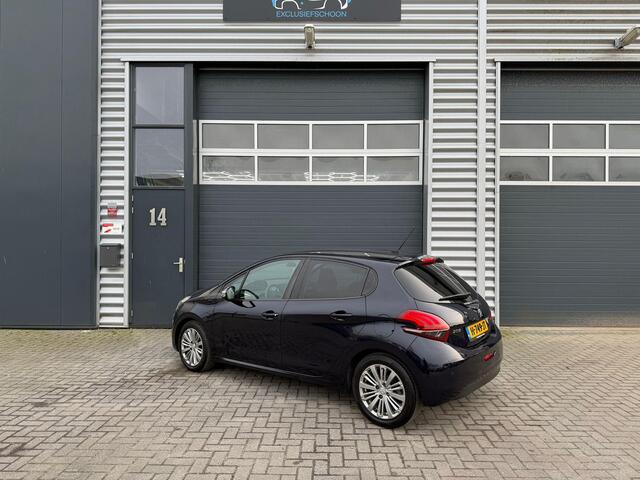 Peugeot 208 1.2 PureTech Blue Lease Allure GOED-ONDERHOUDEN/NAVI/WINTERSET