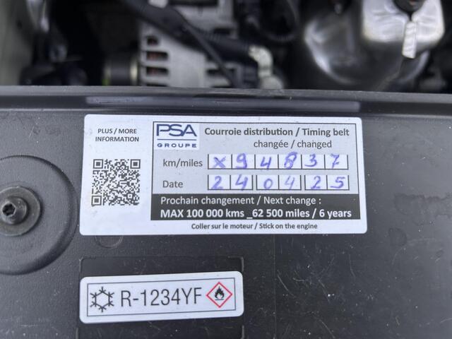 Peugeot 208 1.2 PureTech Active 100% dealer onderhouden/airco/Carplay/cruise control/nieuwstaat/enz