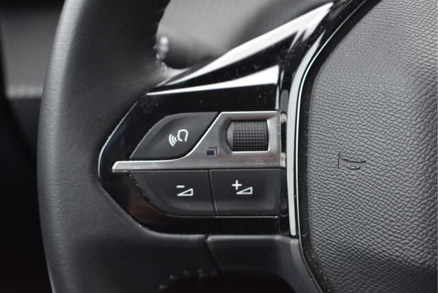 Peugeot 208 1.2 PureTech Allure 101PK. Afn. Trekhaak, Cruise, Carplay, Camera, PDC, Carplay, NAP