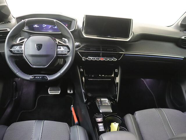 Peugeot 208 1.2 Hybrid 145 e-DCS6 GT | Adapt. Cruise | Camera | Carplay | Clima | 17 INCH |