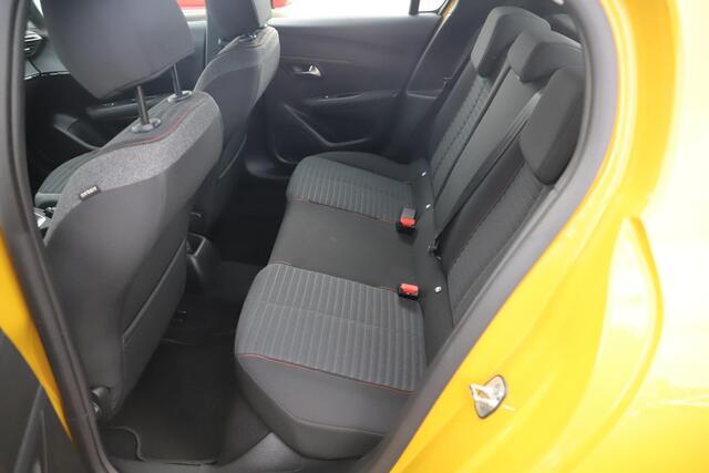 Peugeot 208 1.2 PureTech Active Pack NIEUWE DB RIEM! Zwart Dak Carplay Android Navigatie Airco Cruise Control 15 inch LMV