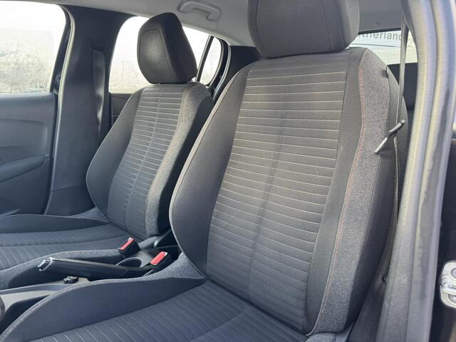 Peugeot 208 1.2 PureTech Active 75pk Navigatie | DAB+ | Parkeersensoren achter | Metaal lak | 5 deurs
