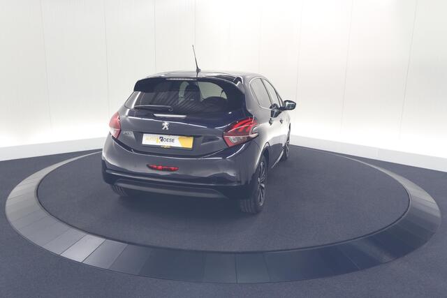 Peugeot 208 PureTech 110 Tech Edition | Camera | Apple Carplay | Parkeersensoren