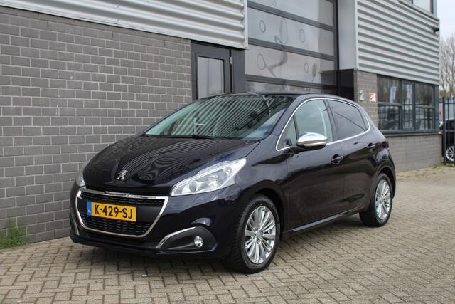 Peugeot 208 1.2 PureTech Allure / Camera / Navigatie / Automaat