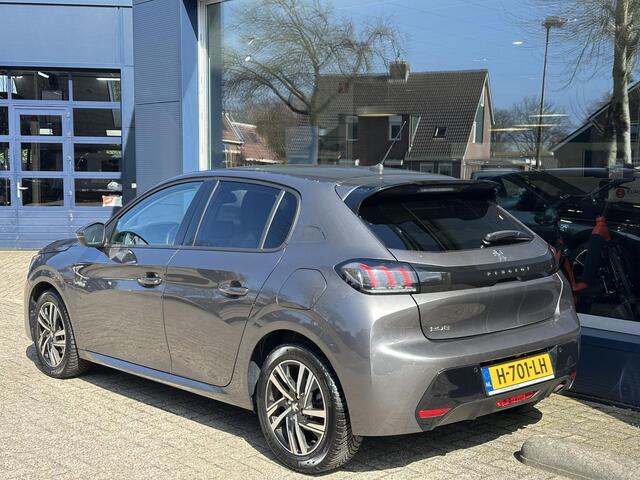 Peugeot 208 1.2 Turbo 100 PK Allure Pack Automaat | Navigatie | Keyless Start | Climate Control | LED Verlichting | Draadloze Telefoonlader | Camera | Parkeersensoren | Adaptieve Cruise Control | Lichtmetalen Velgen | Half Lederen Bekleding |