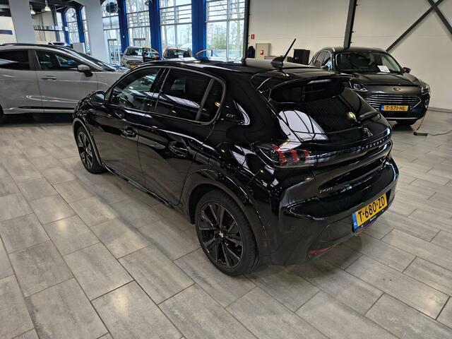 Peugeot 208 1.2 PureTech GT | Pano | Camera | Stoeverw. | Adapt. cruise | 1e eig. | 100% dealer onderh.