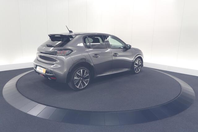 Peugeot 208 PureTech 100 EAT8 GT | Camera | dodehoekdetectie | Navigatie | Apple Carplay