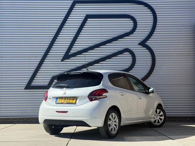 Peugeot 208 1.2 PureTech Blue Lion Navi|Carplay|Airco|D-riem v.v. in 2024|Cruise|PDC|CarplayN.A.P|Nieuwe APK bij Aflevering