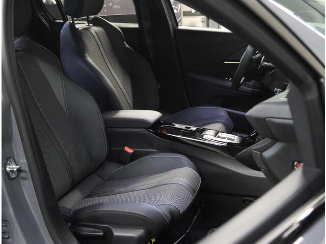 Peugeot 208 1.2 Hybrid 145PK e-DCS6 GT | 1ste eigenaar | AppleCarplay/Android Auto | 17"LMV | 360'Camera | AUTOMAAT | Keyless | Adaptive Cruise Control | Climate Control | FULL LED | Sfeerverlichting | Isofix | Privacy Glass |