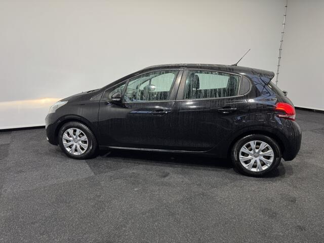Peugeot 208 Signature 1.2 PureTech Cruise control Airco Navigatie