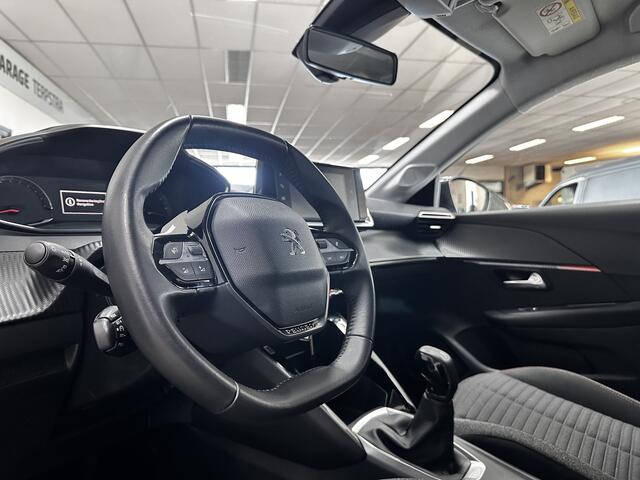 Peugeot 208 1.2 PureTech Active Pack/ LED Dagrijverl./ DAB+/ Apple+Android/ 16''LMV/ Clima/ Navi/ Cruise/ Bluetooth/ Multi.LEDER.Stuur/ Elek.pakket/ Isofix/ PDC Achter.