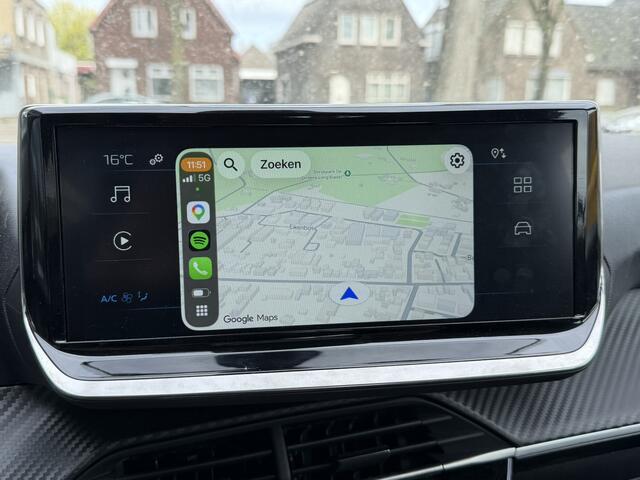 Peugeot 208 1.2 Hybrid 110 e-DCS6 Style * Automaat * * Navighatie & Spotify via Apple Carplay / Android Auto geheel dtaadloos * Airco * Cruise Control * Parkeersensoren * Vingerhoets; Vierde Generatie Eersteklas Service. Al meer dan 100 jaar een begrip in de Brabant