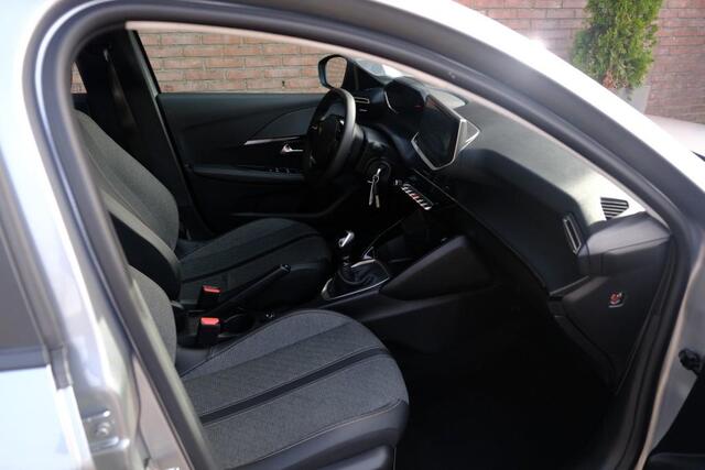 Peugeot 208 1.2 PureTech 100pk Style | App Connect | Climate | Cruise | DAB | PDC