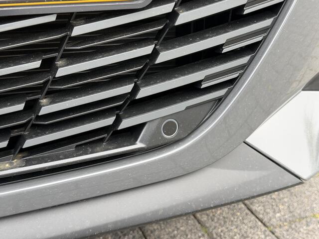 Peugeot 208 Allure 1.2 Hybrid 110PK e-DCS6 Automaat Navigatie, Rondomzichtcamera, Climate Control, Adaptieve Cruise Control, Parkeersensoren