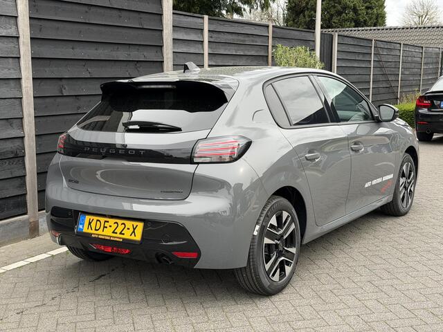 Peugeot 208 Allure 1.2 Hybrid 110PK e-DCS6 Automaat Navigatie, Rondomzichtcamera, Climate Control, Adaptieve Cruise Control, Parkeersensoren
