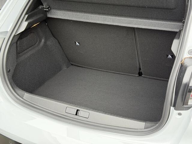 Peugeot 208 Style Hybrid 110PK e-DCS6 Automaat Parkeersensoren, Airco, DAB, Cruise Control, Elektrische Ramen, Centrale Deurvergrendeling