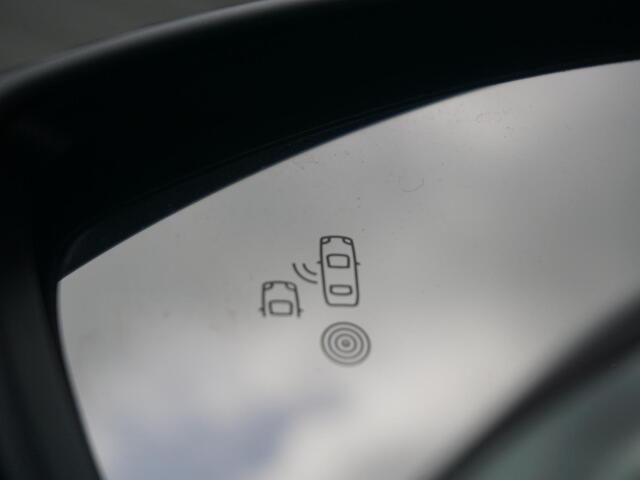 Peugeot 208 1.2 Hybrid 110 e-DCS6 Allure