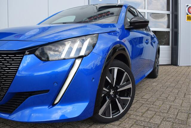 Peugeot 208 1.2 GT-Line 100PK | Panoramadak | Stoelverwarming | Camera