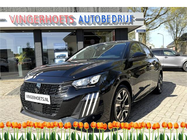 Peugeot 208 100 Pk Benzine * Sportieve Allure * Navigatie & Spotify draadloos via Apple Carply / Android Auto op groot Touch Screen scherm * L.M. Velgen * Parkeersensoren * Climate & Cruise Control * Vingerhoets; Vierde Generatie Eersteklas Service. Al meer dan 100 j