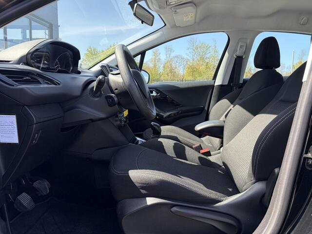 Peugeot 208 1.2 PureTech Active 2e Eigenaar,Navi,Dealer Onderhouden,Airco,Cruise,Carplay,5 Deurs,Net beurt gehad,N.A.P,Apk tot 04-2027