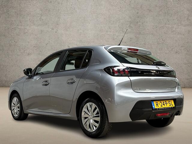 Peugeot 208 1.2 PureTech Sport (APPLE CARPLAY, NAVIGATIE, CRUISE, SPORTSTOELEN, LANE ASSIST, BLUETOOTH, NIEUWSTAAT)