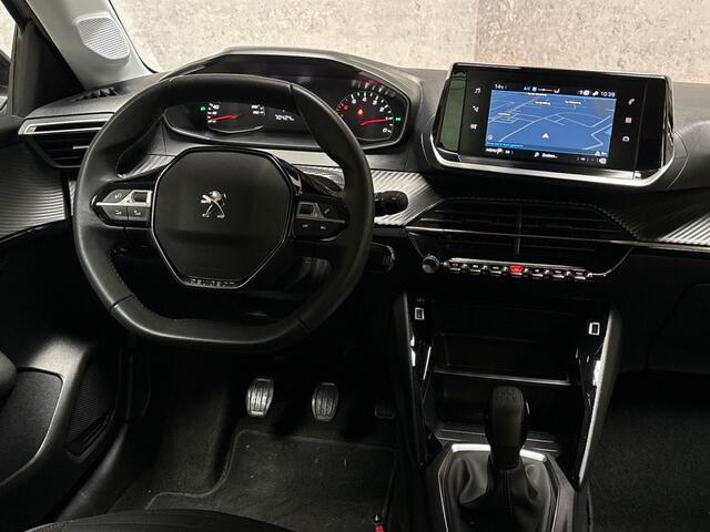 Peugeot 208 1.2 PureTech Sport (APPLE CARPLAY, NAVIGATIE, CRUISE, SPORTSTOELEN, LANE ASSIST, BLUETOOTH, NIEUWSTAAT)