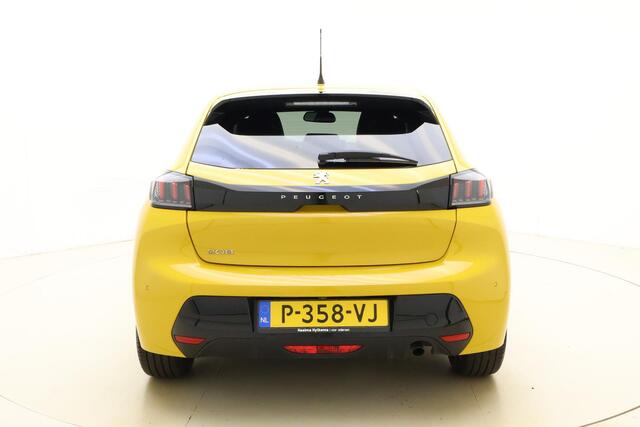 Peugeot 208 1.2 PureTech Allure Pack 100 PK | Handgeschakeld | Camera | Cruise Control | Climate Control | Navigatie | 1e eigenaar | Voorraad