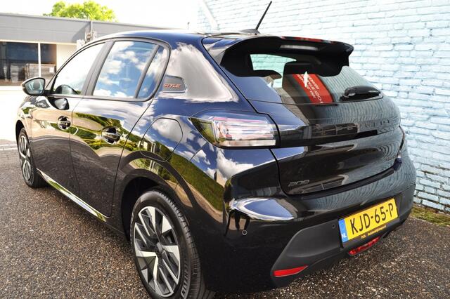 Peugeot 208 Hybrid e-DCS6 Style Autom pdc carplay