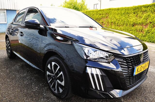 Peugeot 208 Hybrid e-DCS6 Style Autom pdc carplay