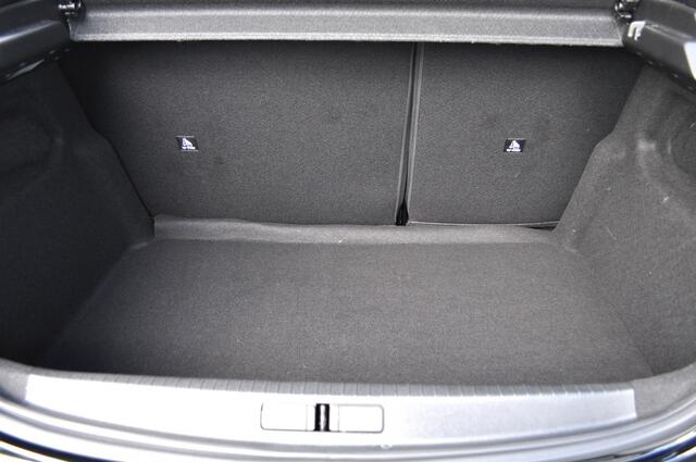 Peugeot 208 Hybrid e-DCS6 Style Autom pdc carplay