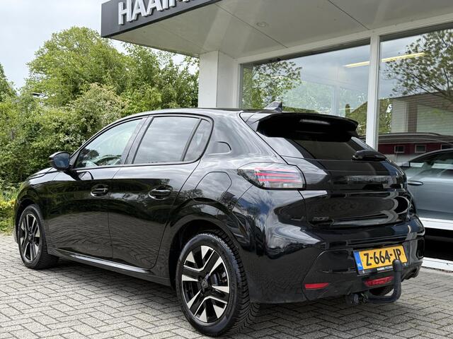 Peugeot 208 1.2 PureTech 100 Allure | Trekhaak | Climate & Adaptive Cruise Control | Navigatie | AchteruitrijdCamera |