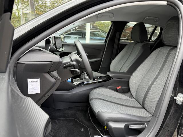 Peugeot 208 1.2 PureTech 100 Allure | Trekhaak | Climate & Adaptive Cruise Control | Navigatie | AchteruitrijdCamera |