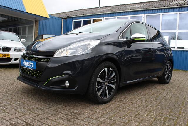 Peugeot 208 1.2i "Allure" Cruise - Panoramadak - 5 Deurs !!!