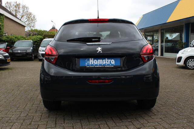 Peugeot 208 1.2i "Allure" Cruise - Panoramadak - 5 Deurs !!!