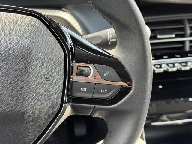 Peugeot 208 1.2 PT 100 Allure - adaptive cruise - camera - stoelverwarming