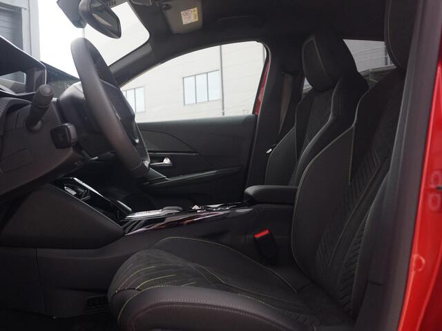 Peugeot 208 1.2 Hybrid 145 e-DCS6 GT Winterpakket