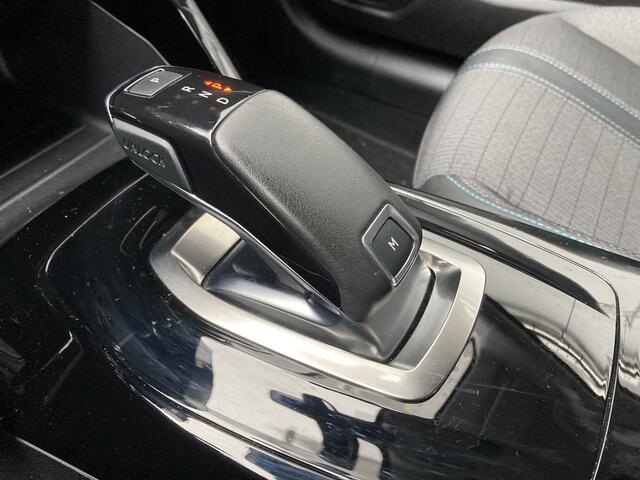 Peugeot 208 1.2 Allure Automaat | Trekhaak | Leer | LED | Apple/Android | Rijstrook correctie