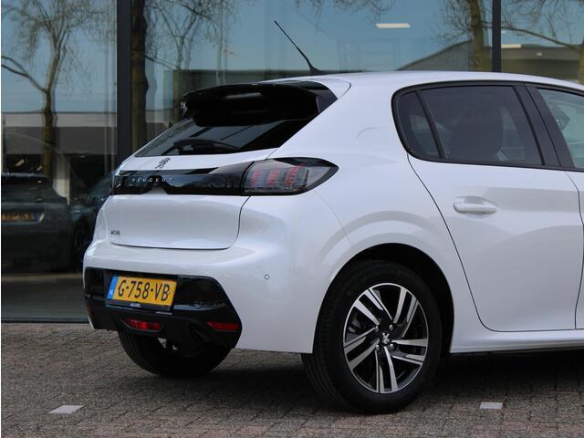 Peugeot 208 1.2 PureTech Allure | Navi / Camera / Climate