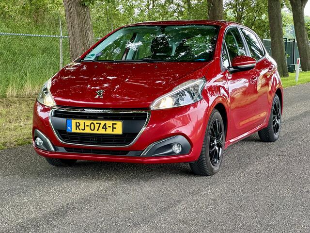 Peugeot 208 1.2 PureTech Blue Lion | Airco | Apple carplay | PDC | Cruise control
