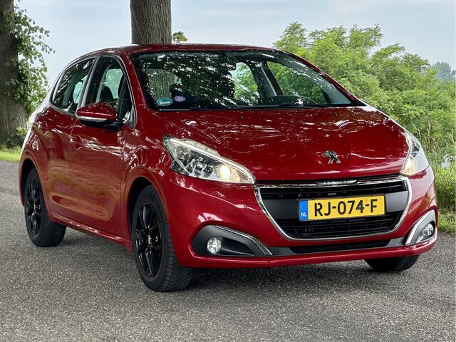 Peugeot 208 1.2 PureTech Blue Lion | Airco | Apple carplay | PDC | Cruise control