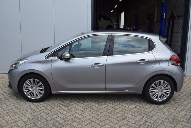 Peugeot 208 1.2 Allure 110PK | Automaat | NL-Auto | Apple Carplay/Android Auto