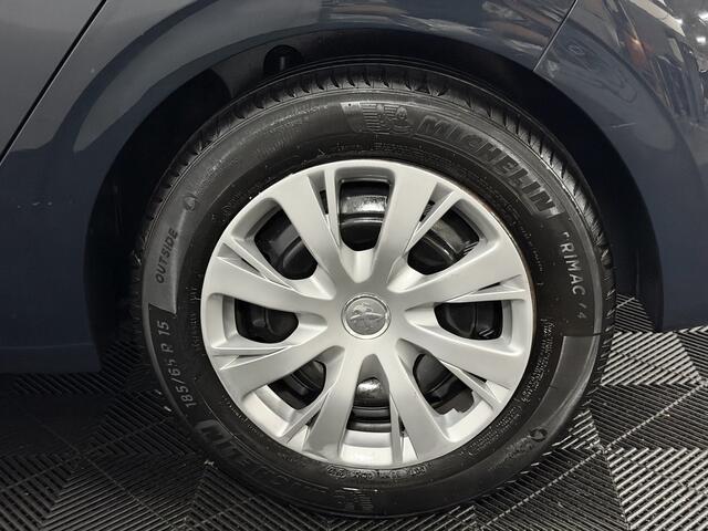 Peugeot 208 1.2 PureTech Blue Lion Airco, Navi, Parkeersensoren, Apple carplay, Radio, Mistlamp