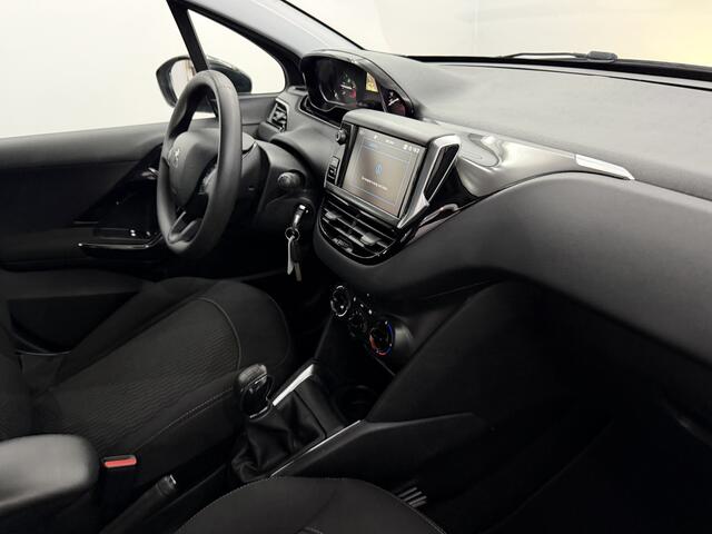 Peugeot 208 1.2 PureTech Blue Lion Airco, Navi, Parkeersensoren, Apple carplay, Radio, Mistlamp