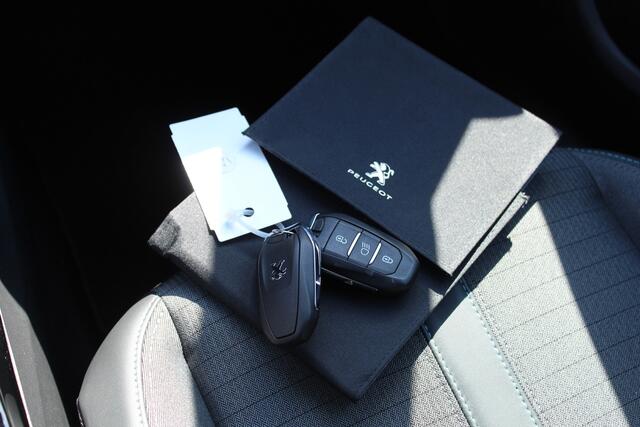 Peugeot 208 1.2 PureTech Allure | Super nette auto!