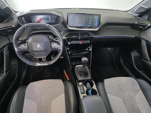 Peugeot 208 1.2 PureTech GT Pack | Trekhaak | Verwarmbare stoelen | Camera |
