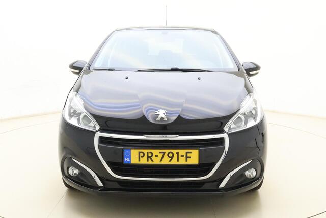 Peugeot 208 1.2 PureTech Active 82pk | Navigatie | Airco | Cruise Control | Lichtmetalen Velgen | Trekhaak | Parkeersensoren Achter
